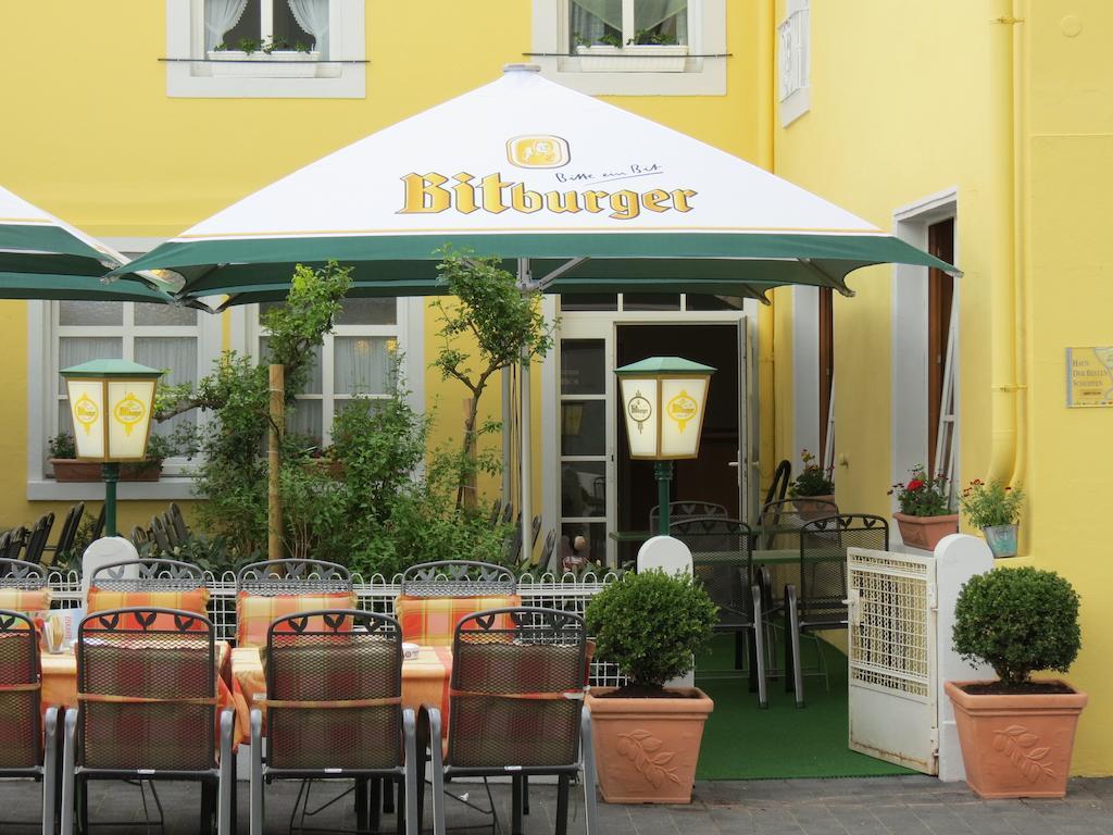 Hotel Zur Post Мюлхайм ан дер Мозел Екстериор снимка