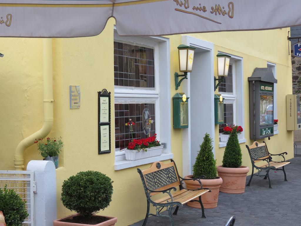 Hotel Zur Post Мюлхайм ан дер Мозел Екстериор снимка